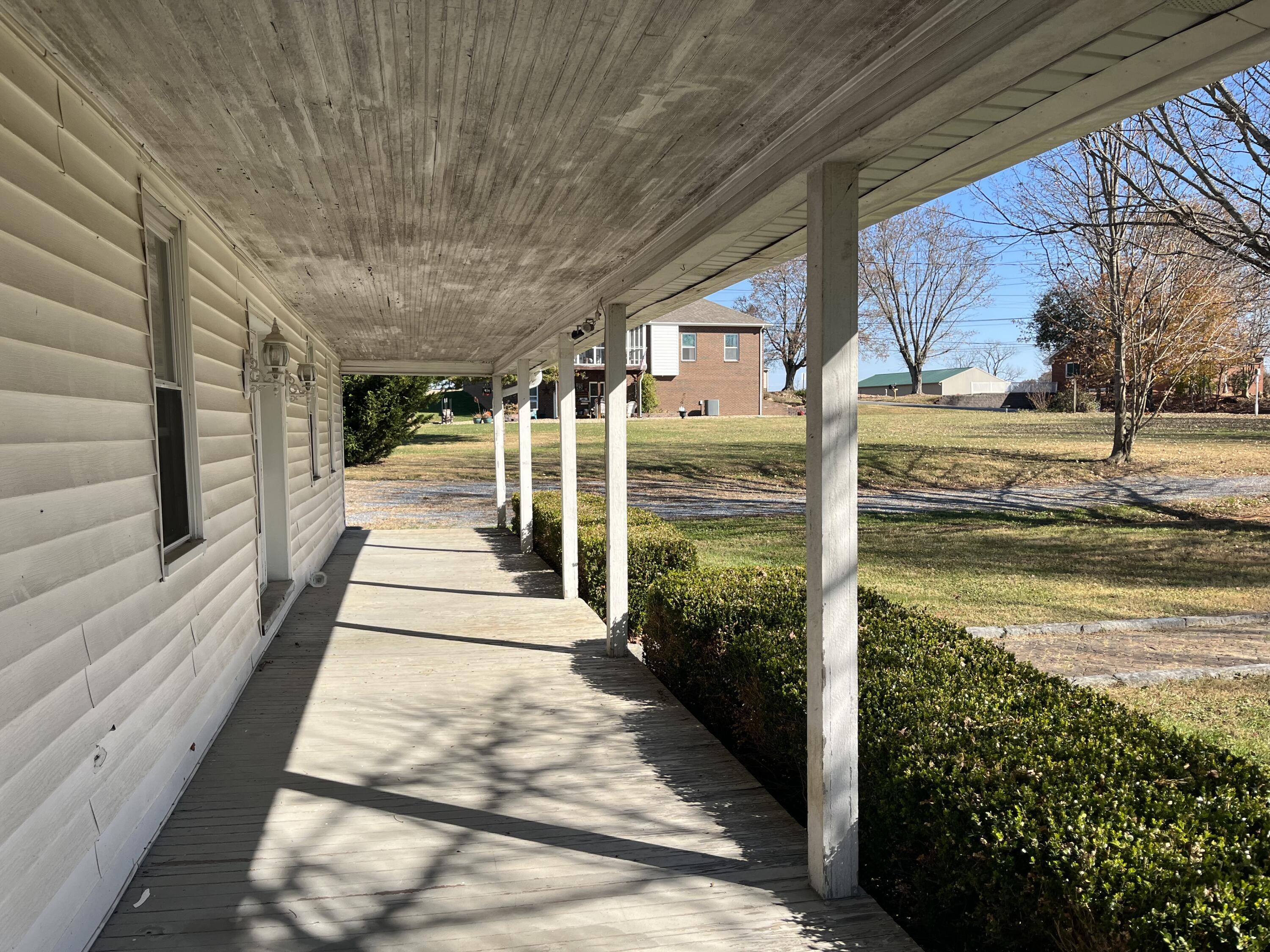 2725 Old Stage Road Afton, TN 37616 - Photo 8 of 54 IMG_2442