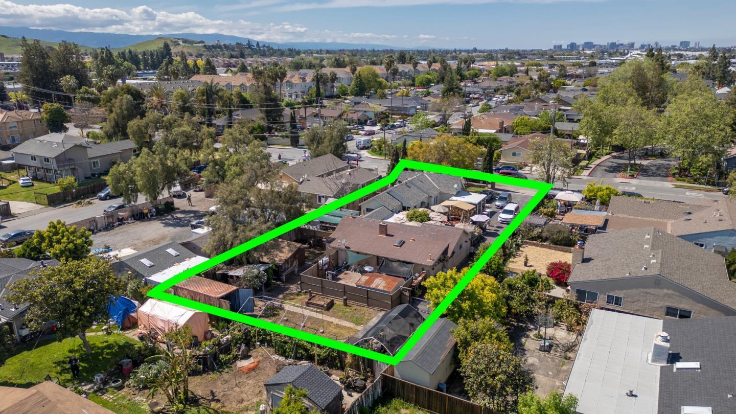 310 Lewis Road San Jose, CA 95111 - Photo 20 of 27 an aerial view of multiple house