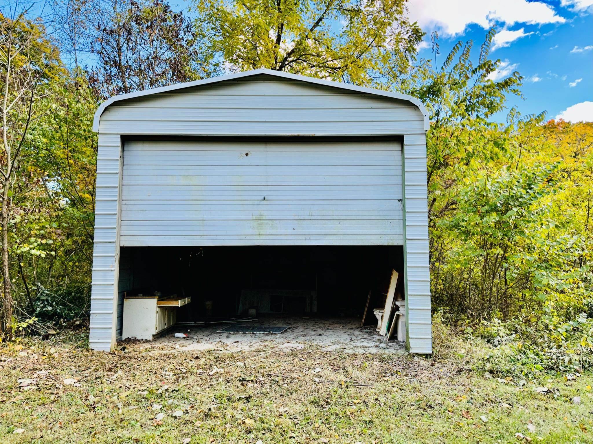 775 Mahan Road Bedford, IN 47421 - Photo 7 of 19