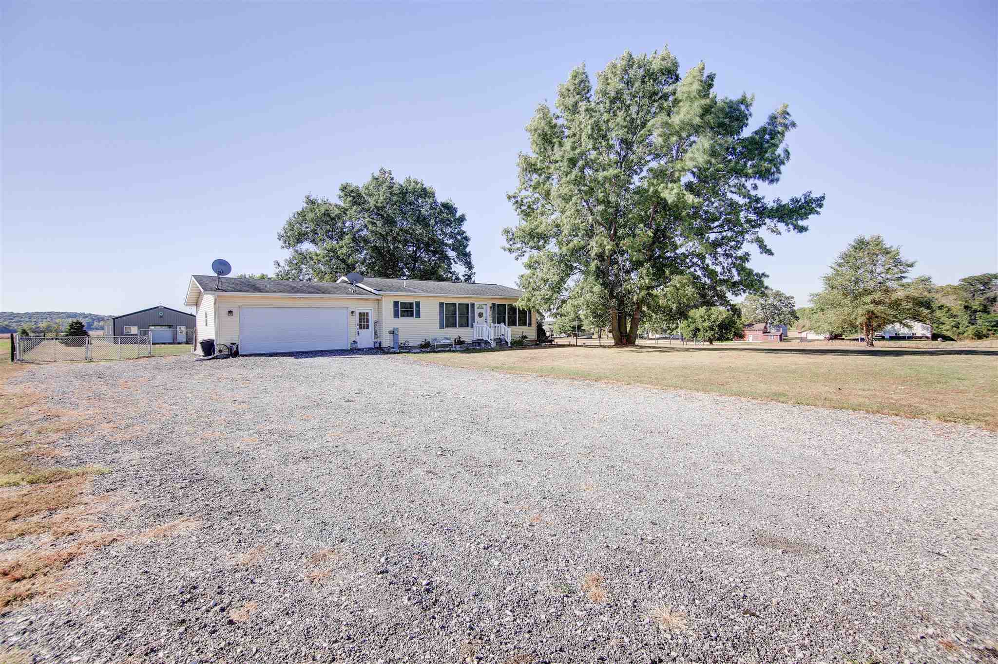 645 Bunker Hill Road Albany, IL 61230 - Photo 1 of 26 Gallery Image 1