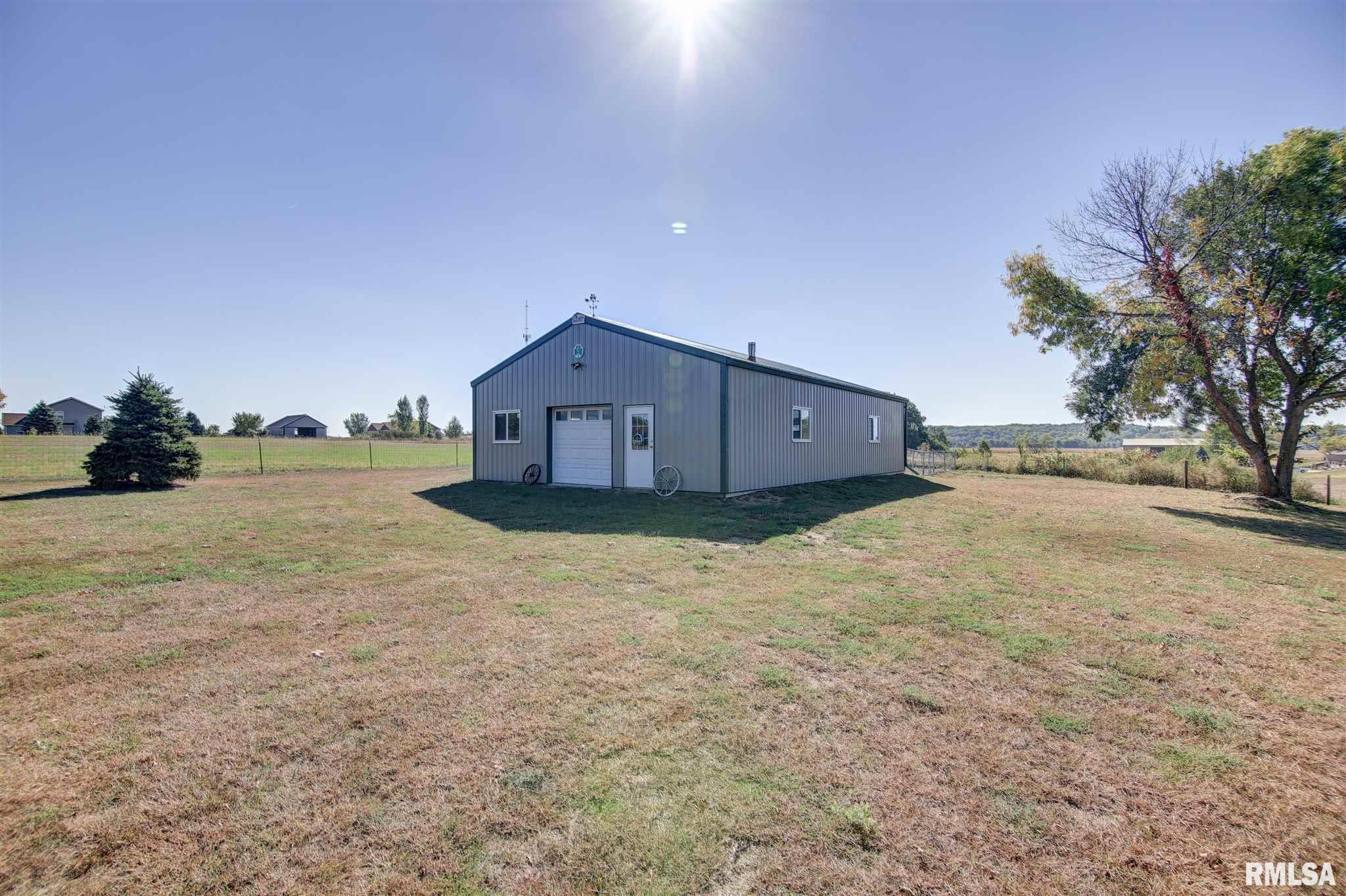 645 Bunker Hill Road Albany, IL 61230 - Photo 18 of 26 Gallery Image 18