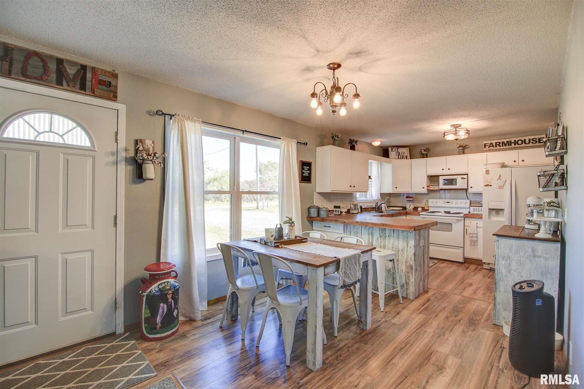 645 Bunker Hill Road Albany, IL 61230 - Photo 5 of 26 Gallery Image 5