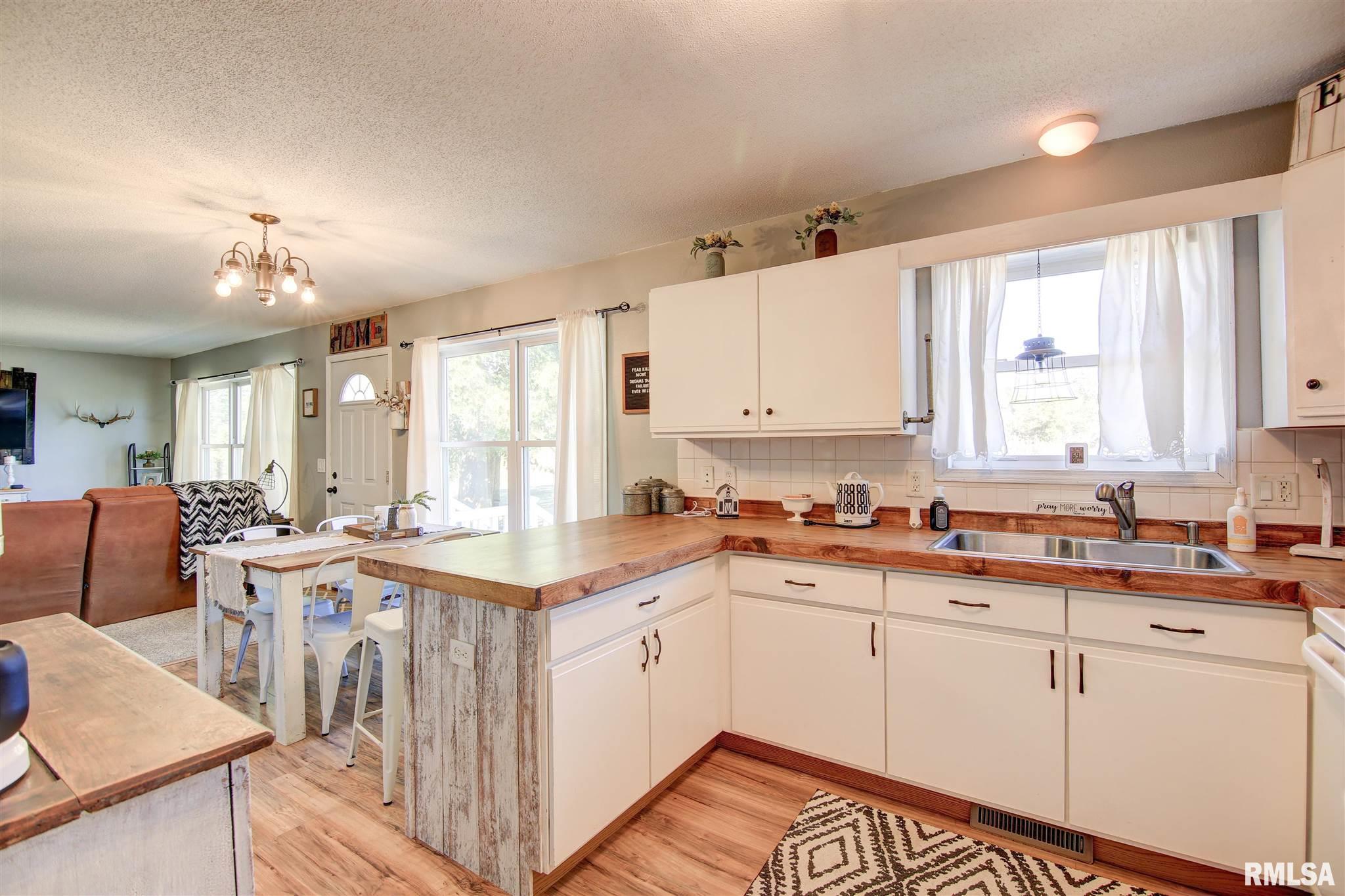 645 Bunker Hill Road Albany, IL 61230 - Photo 7 of 26 Gallery Image 7