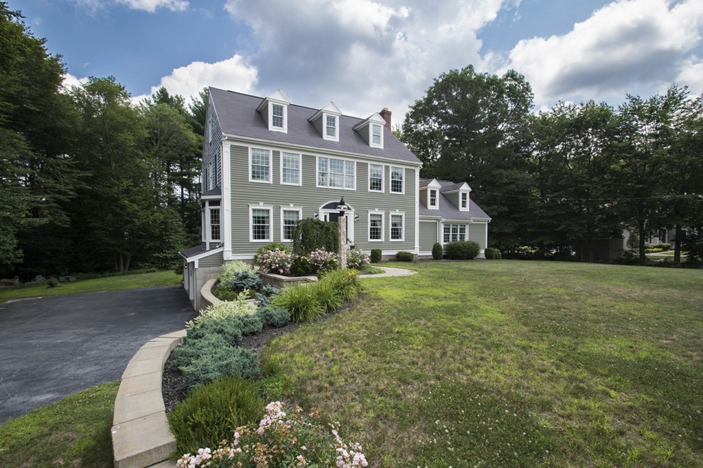 39 Buffum Road Hanover, MA 02339 - Photo 3 of 30 Gallery Image 3