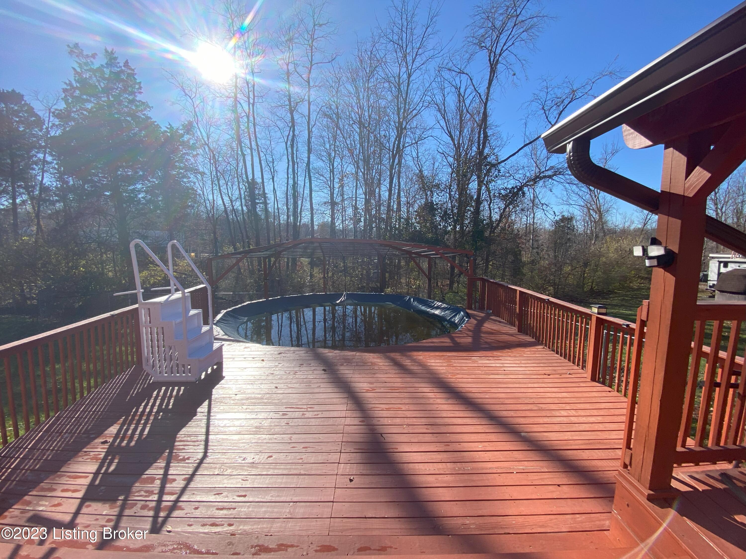7216 Ridge Creek Road Louisville, KY 40291 - Photo 38 of 86 IMG_0480