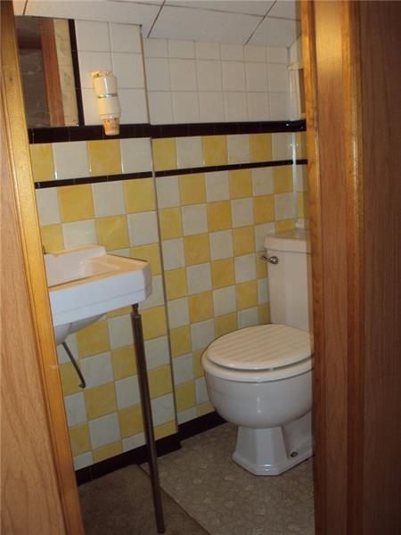35 Hewitt Road West Middlesex, PA 16159 - Photo 14 of 25 Half bath on the second floor.
