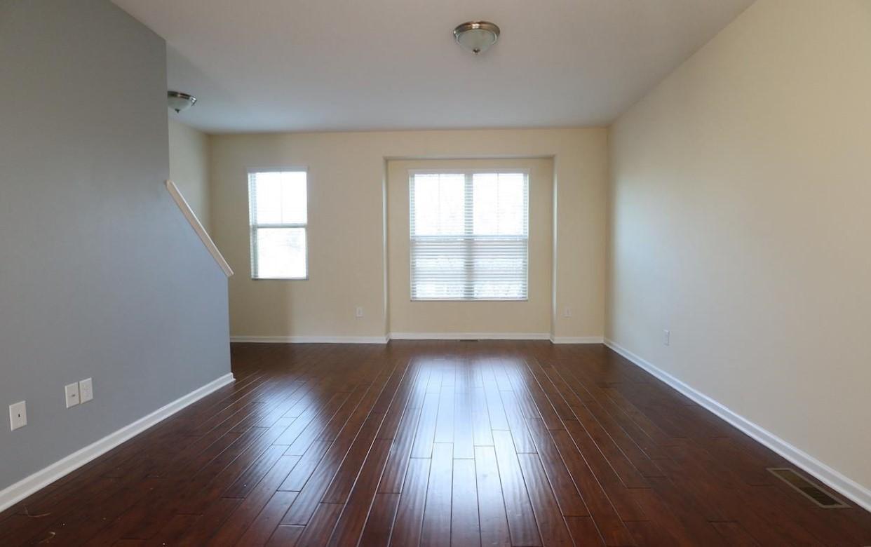1517 Crafton Way Raleigh, NC 27607 - Photo 3 of 18 Photo #3