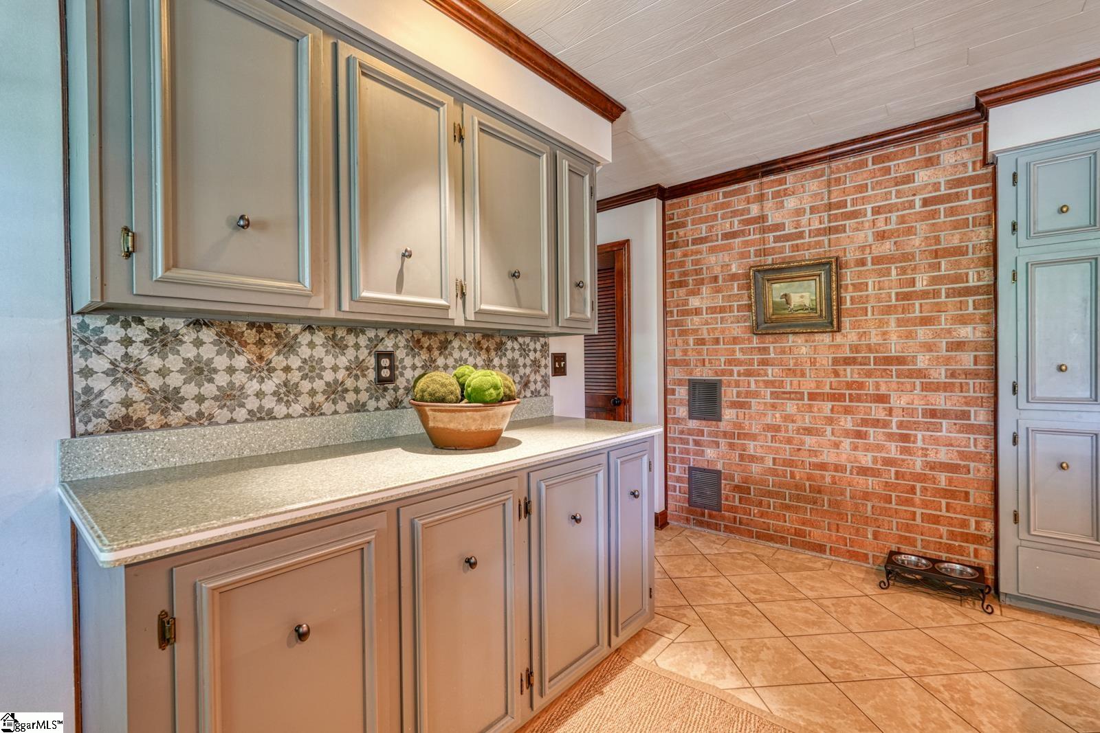 688 State Rd S-11-54 Gaffney, SC 29340 - Photo 10 of 47 Gallery Image 10