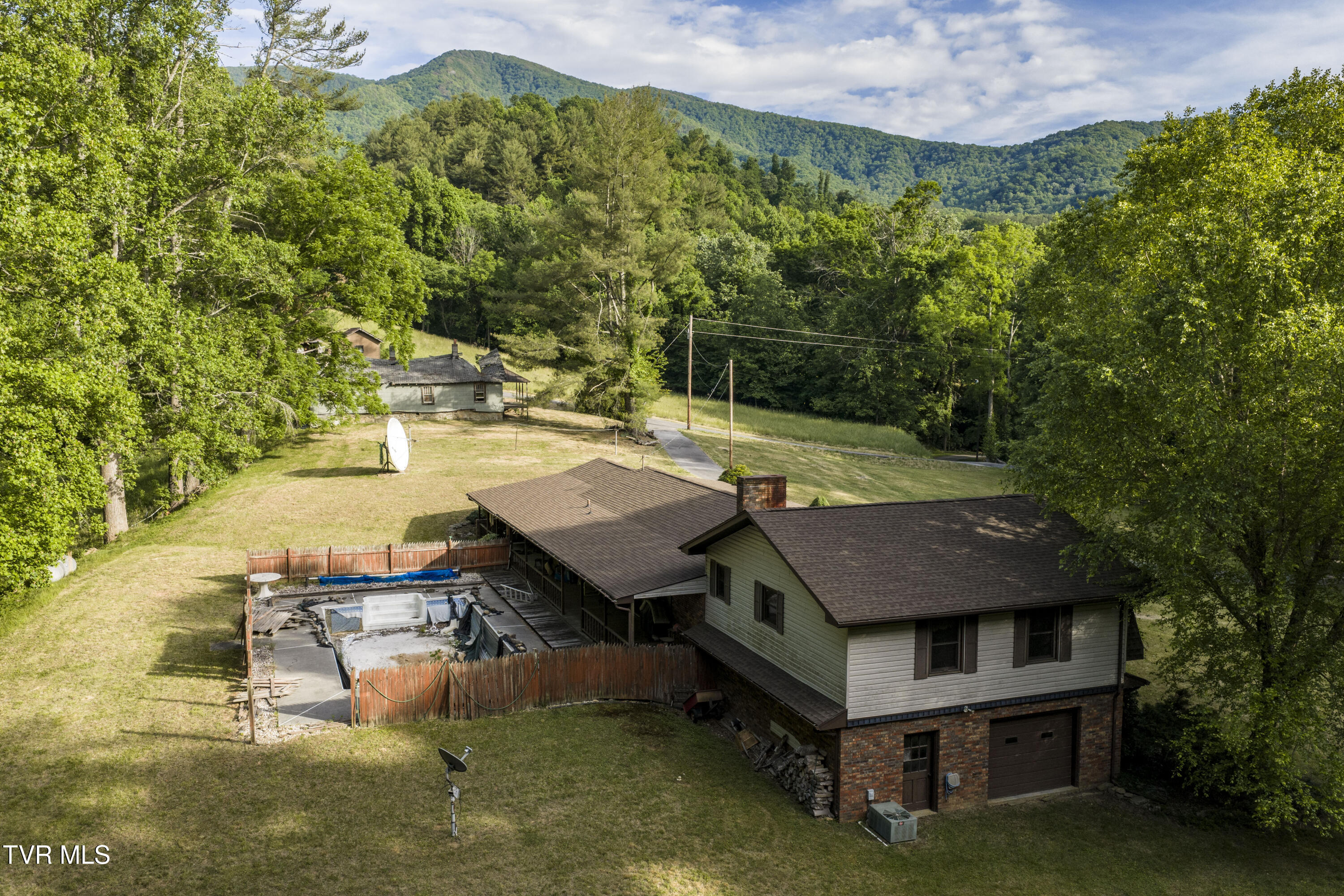 128 Lum McIntosh Road Erwin, TN 37650 - Photo 6 of 106 LumMcinTosh-Aerials-5