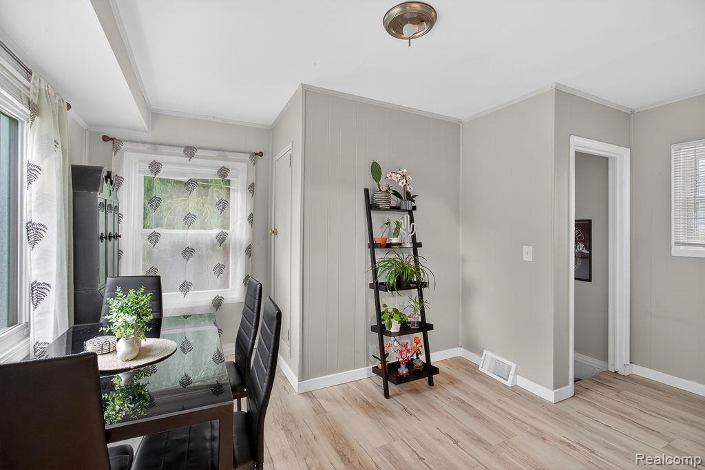 30541 Utica Road Roseville, MI 48066 - Photo 7 of 22