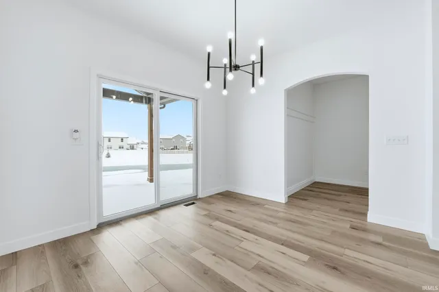 $469,900 | 1106 Arthur Heights Drive, Fort Wayne, IN 46818