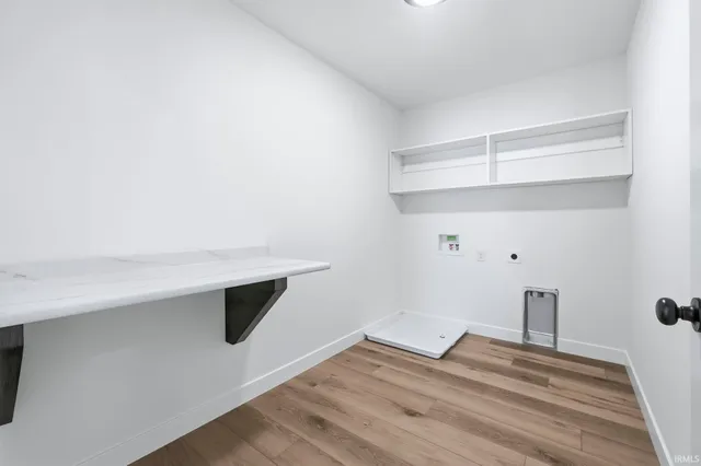 $469,900 | 1106 Arthur Heights Drive, Fort Wayne, IN 46818