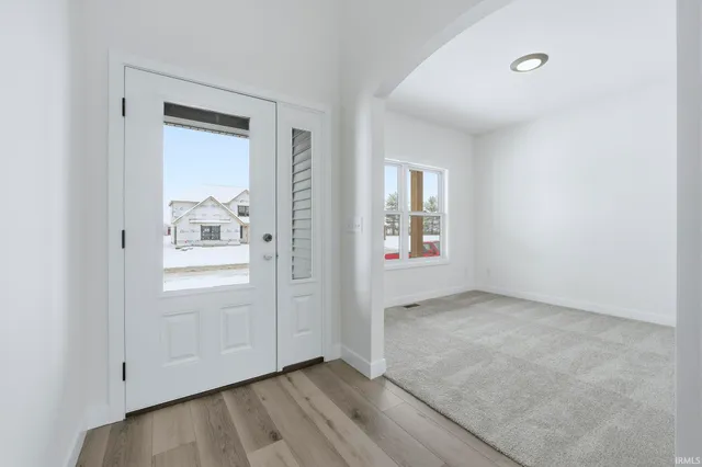 $469,900 | 1106 Arthur Heights Drive, Fort Wayne, IN 46818