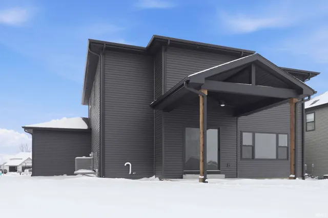 $469,900 | 1106 Arthur Heights Drive, Fort Wayne, IN 46818