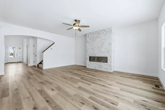 $469,900 | 1106 Arthur Heights Drive, Fort Wayne, IN 46818