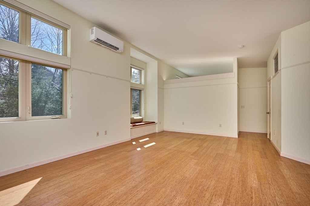 471 Flat Hills Road Amherst, MA 01002 - Photo 10 of 32