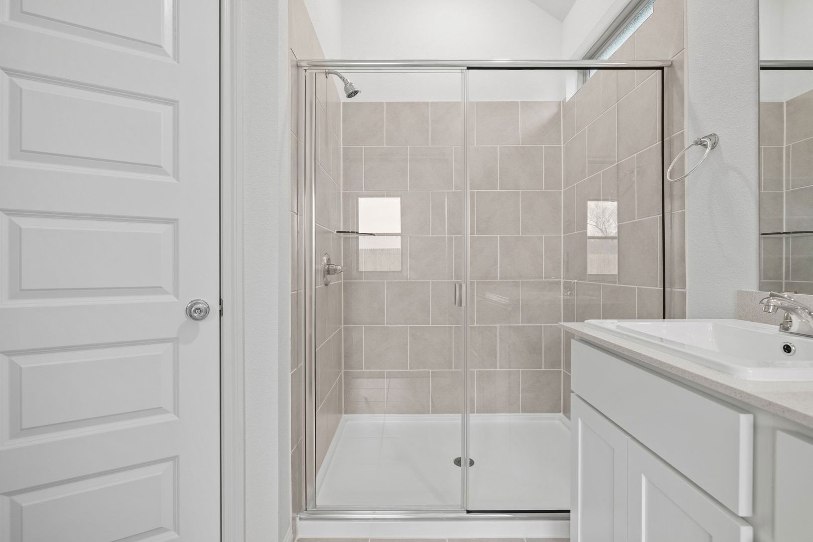 127 Tolo Drive Elgin, TX 78621 - Photo 16 of 39