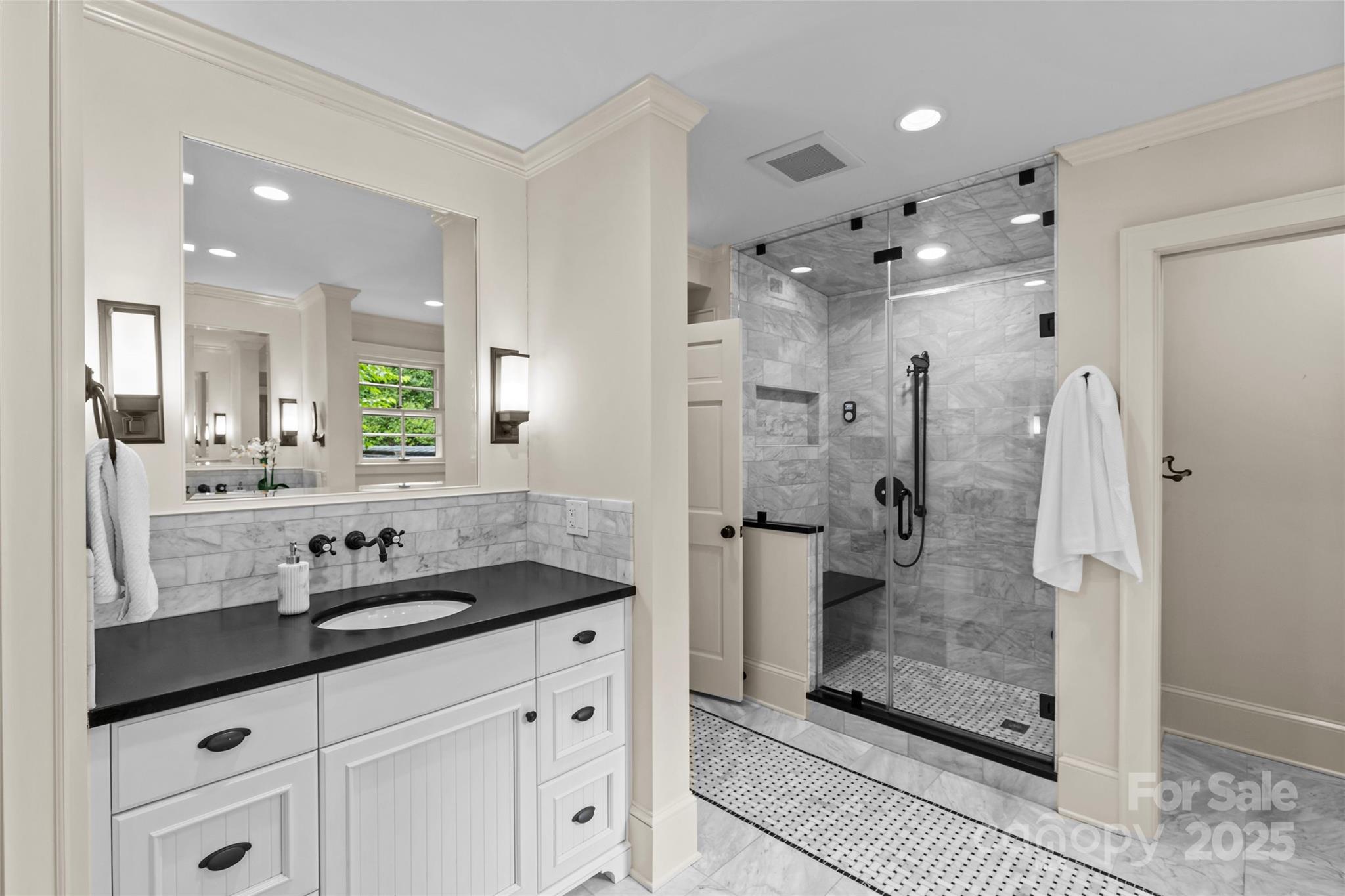 1579 Queens Road West Charlotte, NC 28207 - Photo 31 of 40