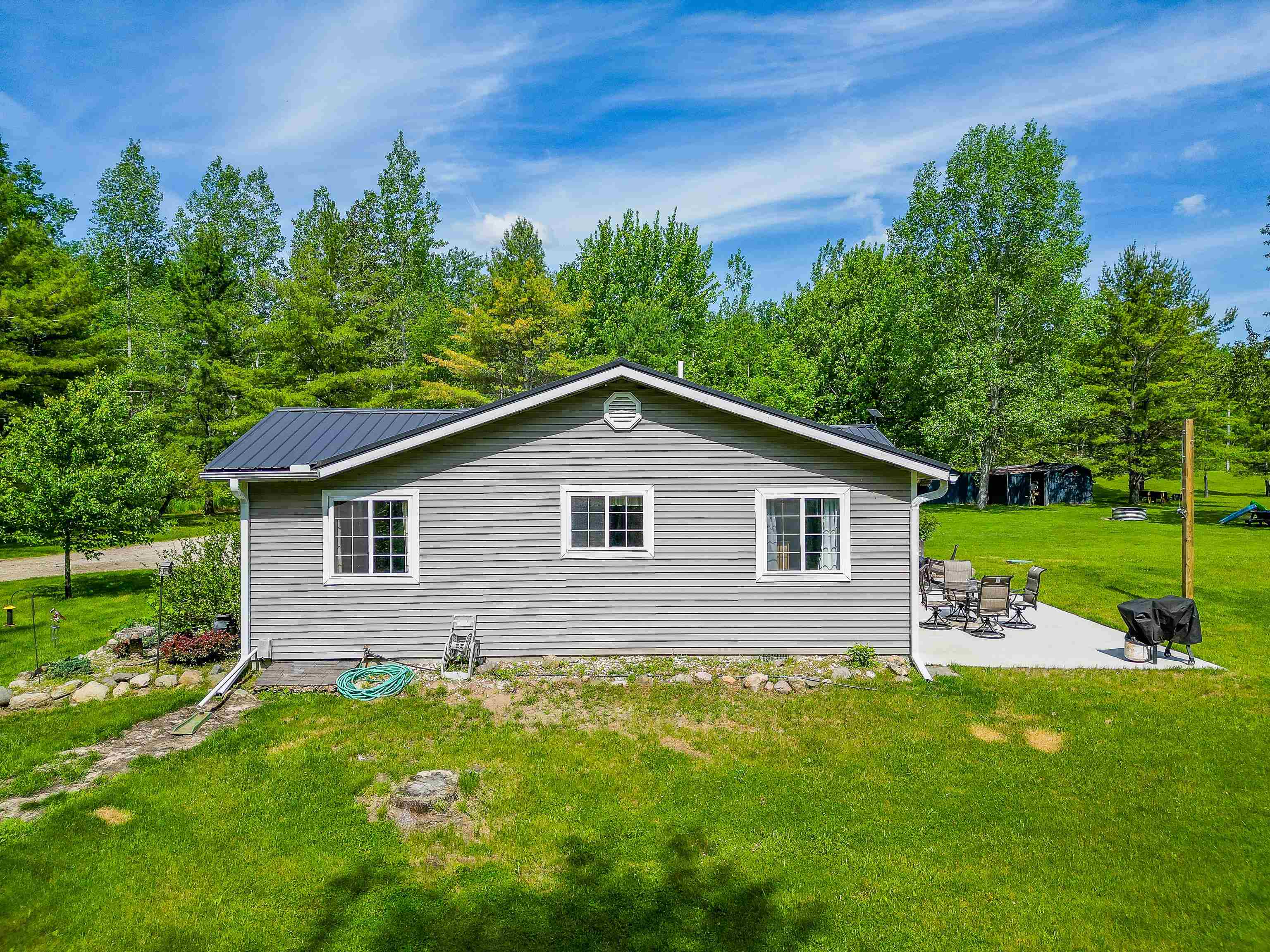 3952 Haigh Road Beaverton, MI 48612 - Photo 7 of 92
