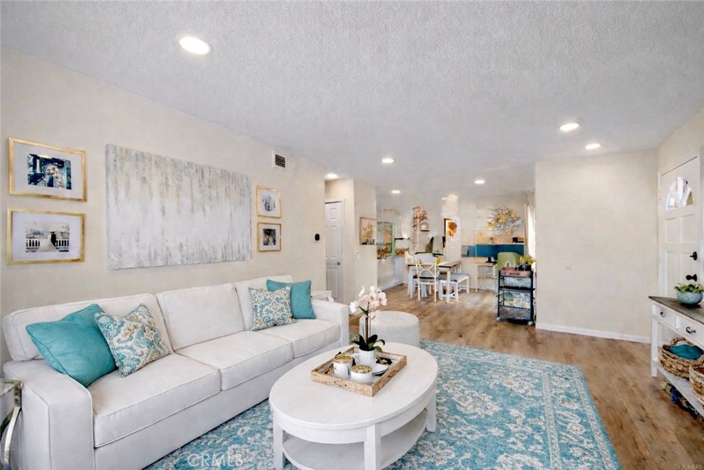 22 Exeter Irvine, CA 92612 - Photo 17 of 24