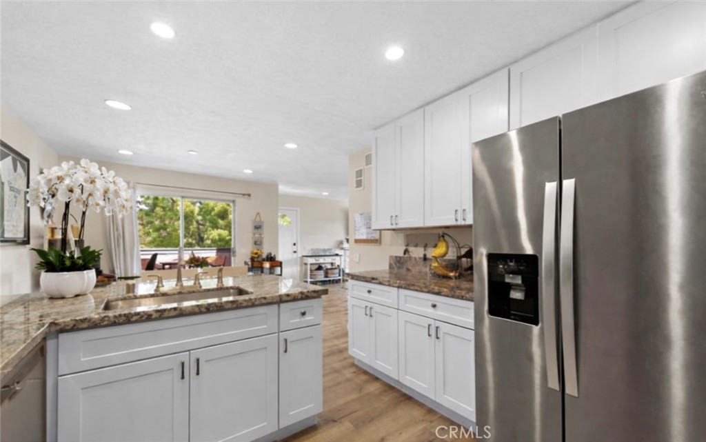 22 Exeter Irvine, CA 92612 - Photo 3 of 24