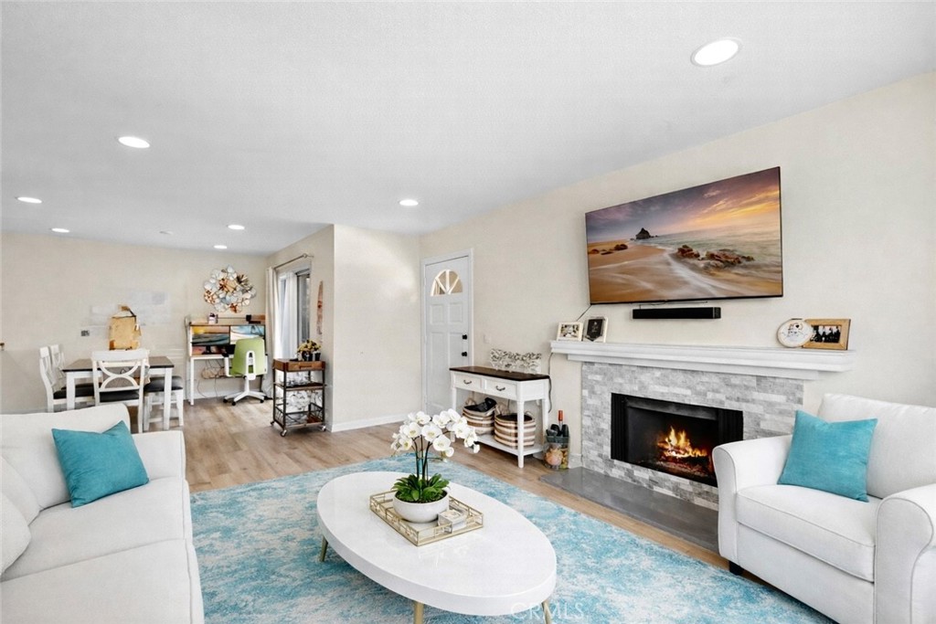 22 Exeter Irvine, CA 92612 - Photo 5 of 24