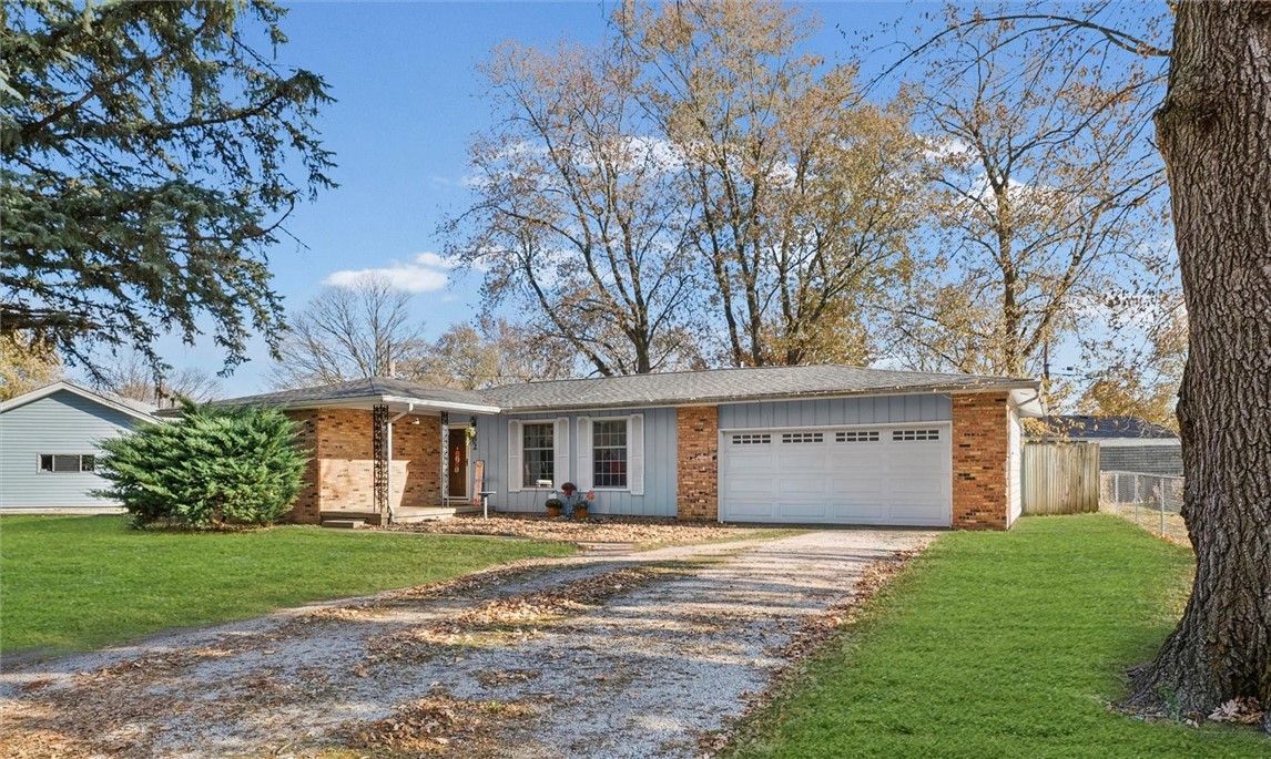 102 Huntington Park Road Catlin, IL 61817 - Photo 2 of 24