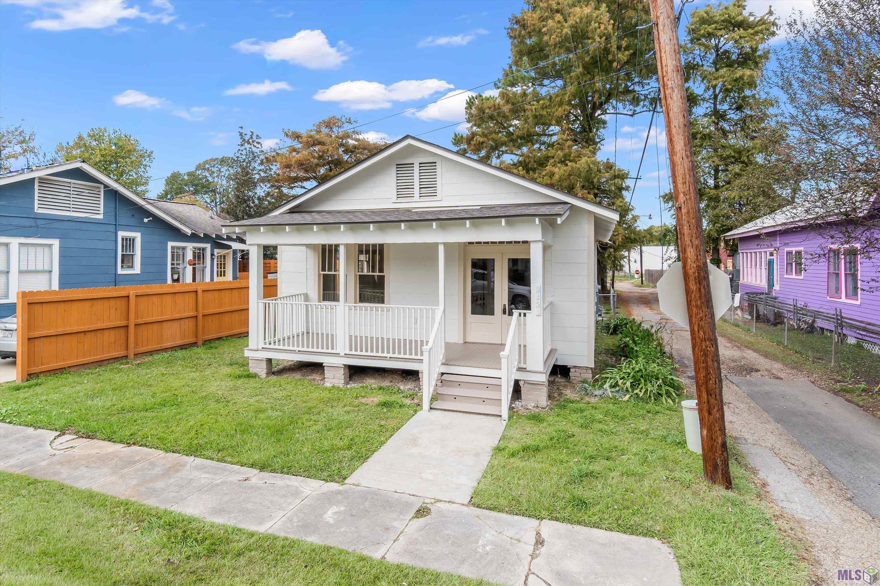 2121 Wisteria Street Baton Rouge, LA 70806 - Photo 2 of 19