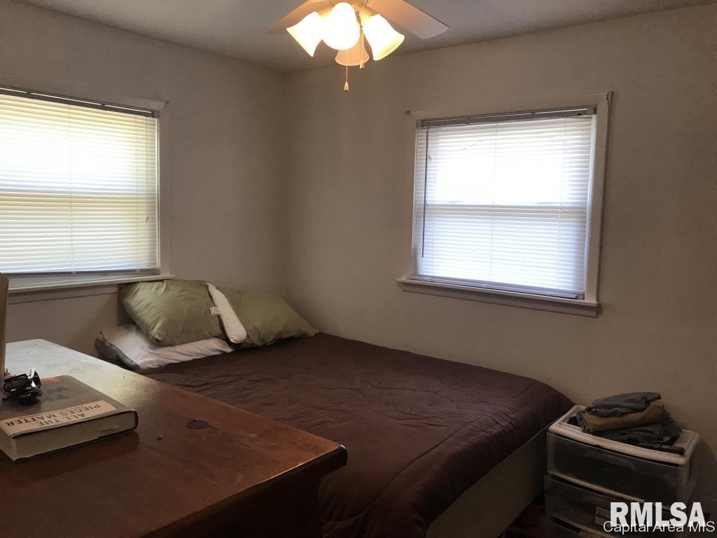 2309 Blackhawk Road Springfield, IL 62702 - Photo 15 of 19