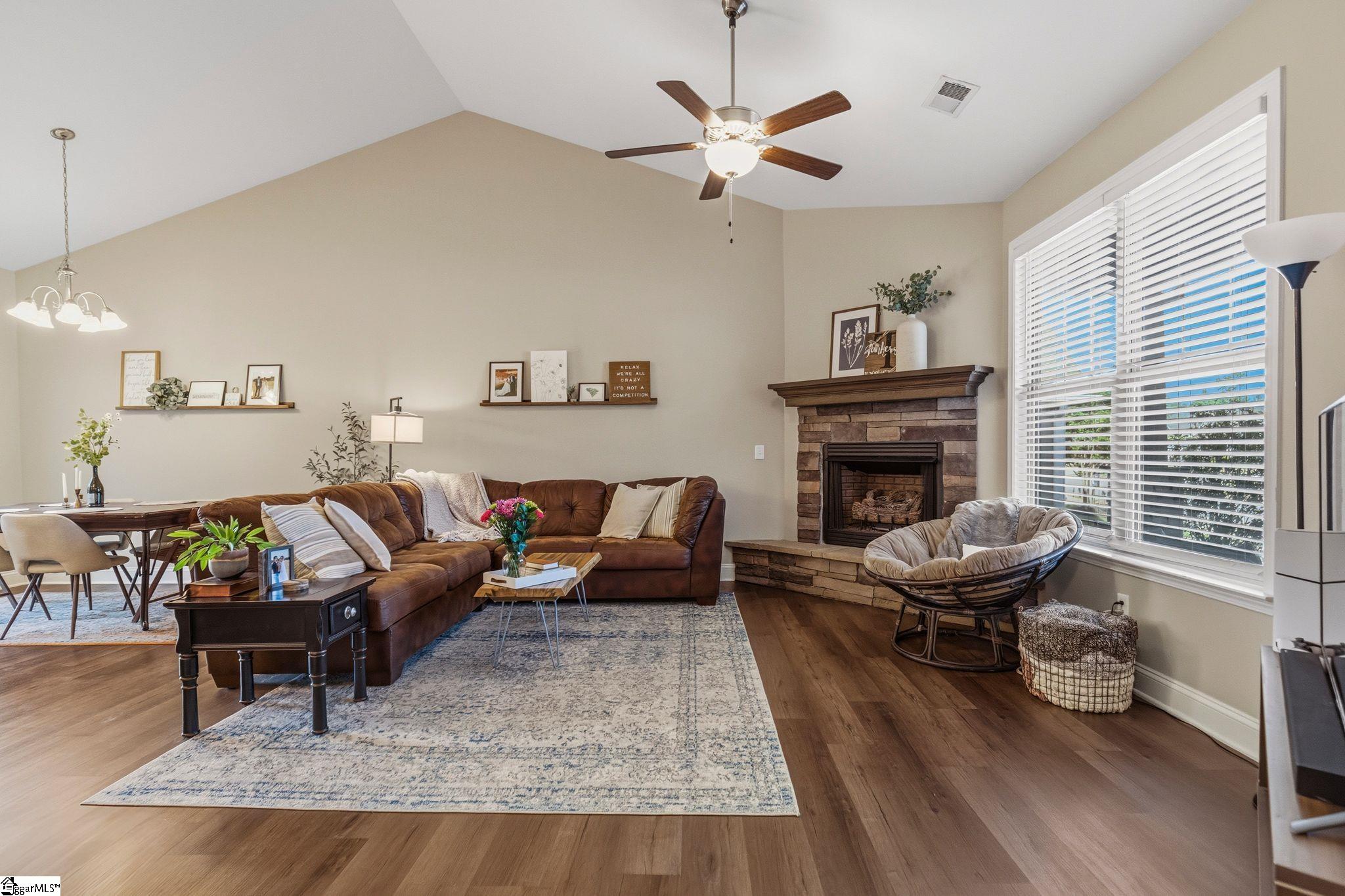 11 Forest Ridge Way Greenville, SC 29617 - Photo 2 of 21 Gallery Image 2