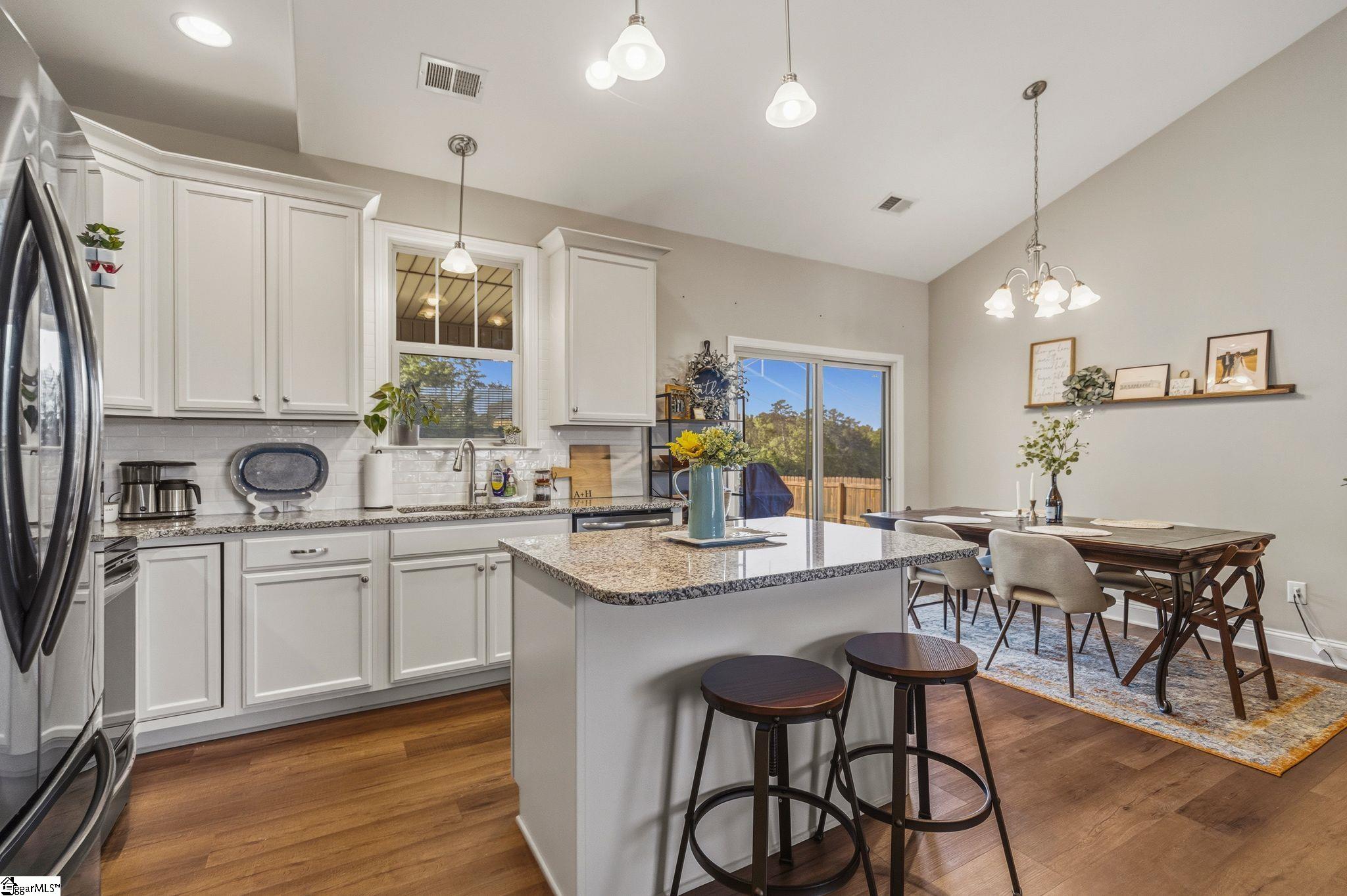 11 Forest Ridge Way Greenville, SC 29617 - Photo 5 of 21 Gallery Image 5