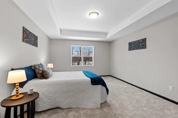 $449,800 | 1825 Southland Lane, New London, WI 54961