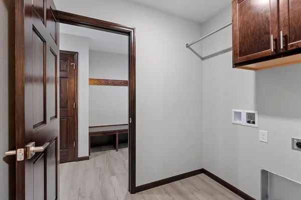 $449,800 | 1825 Southland Lane, New London, WI 54961