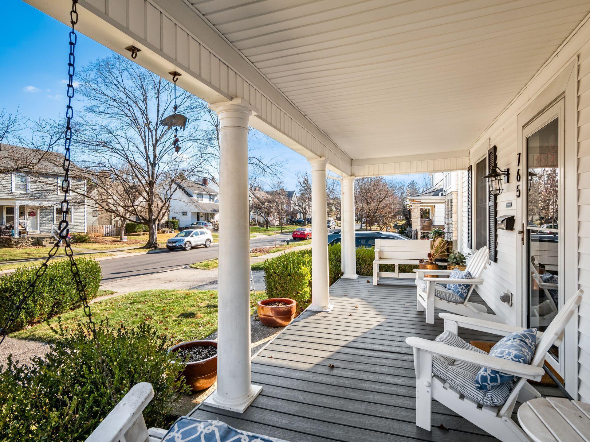 765 Vernon Road Bexley, OH 43209 - Photo 4 of 61 Front Porch