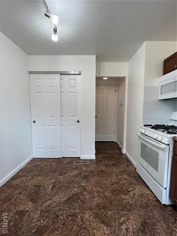 $2,595 | 2510 Woodsage Drive, Florissant, MO 63033