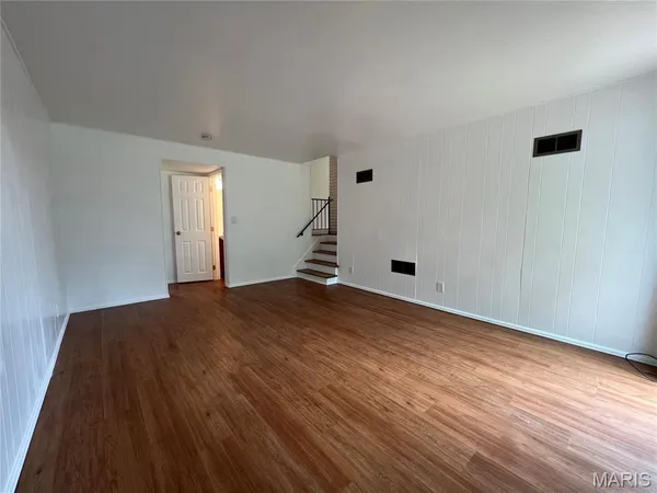 $2,395 | 2510 Woodsage Drive, Florissant, MO 63033