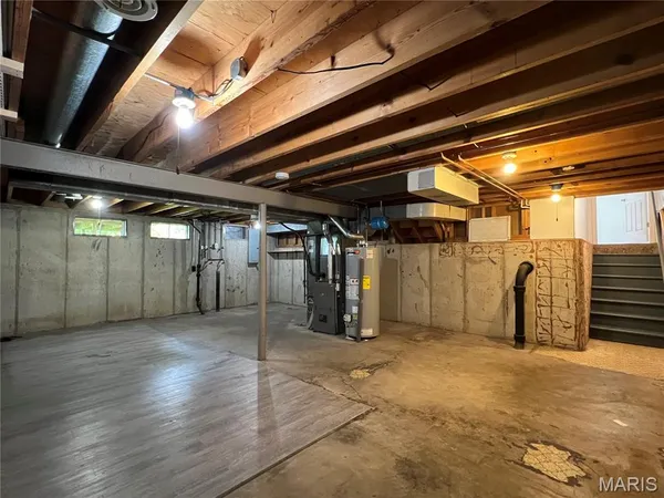 $2,395 | 2510 Woodsage Drive, Florissant, MO 63033