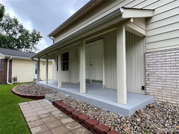 $2,395 | 2510 Woodsage Drive, Florissant, MO 63033