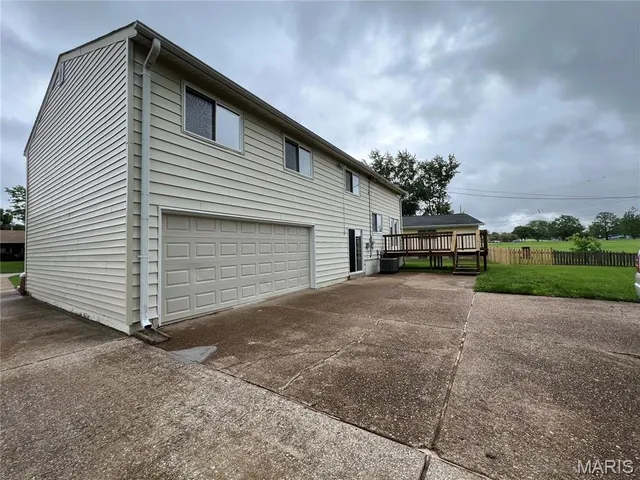 $2,595 | 2510 Woodsage Drive, Florissant, MO 63033