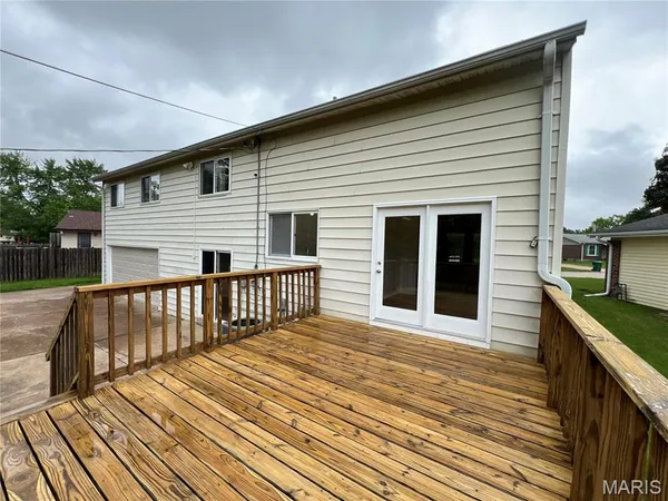 $2,395 | 2510 Woodsage Drive, Florissant, MO 63033