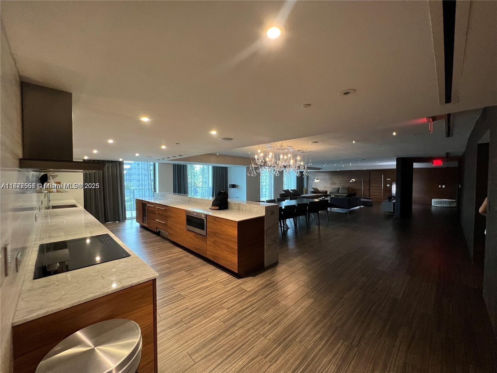 88 Southwest 7th Street, Unit 1710 Miami, FL 33130 - Photo 24 of 35