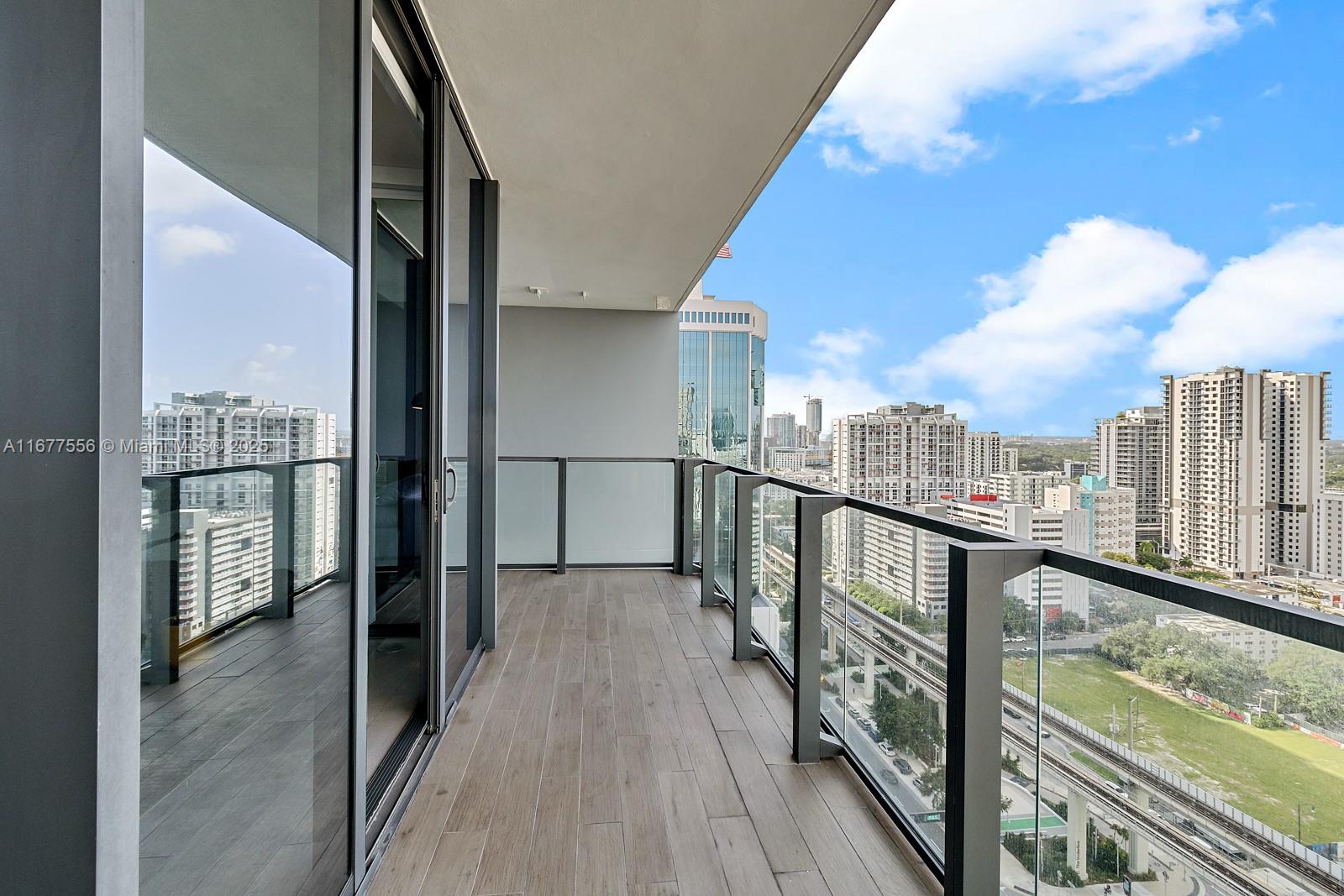 88 Southwest 7th Street, Unit 1710 Miami, FL 33130 - Photo 35 of 35 Balcony East View