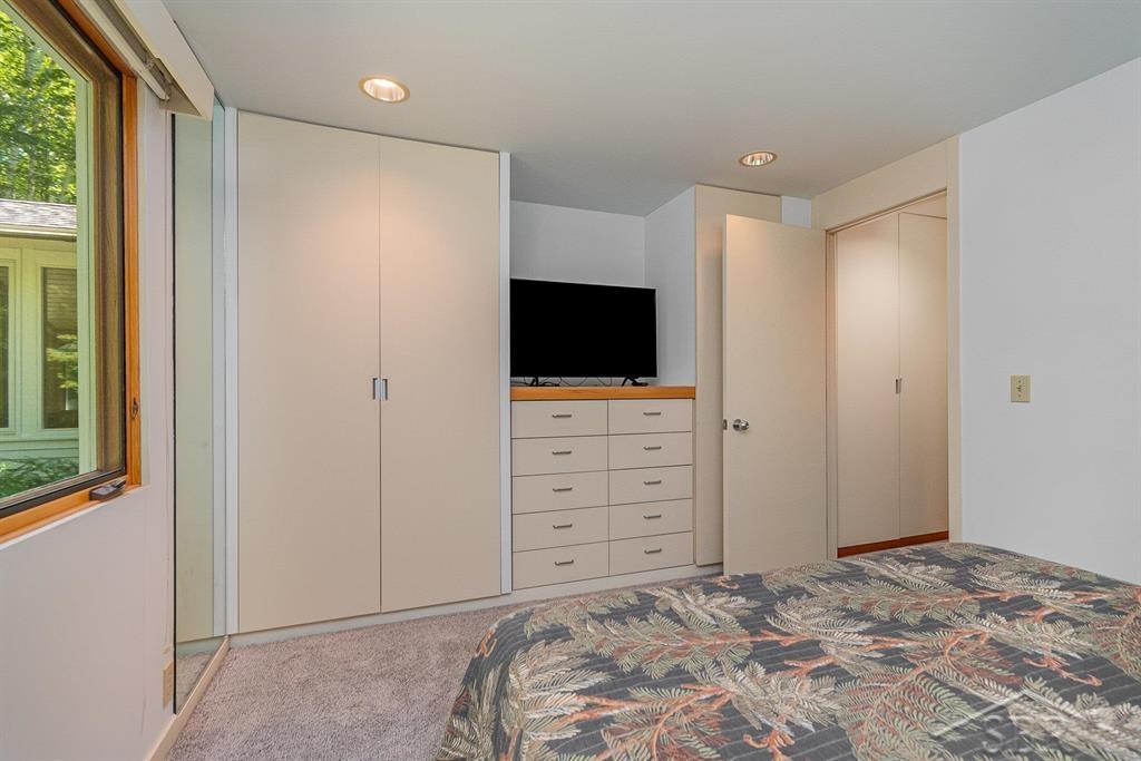 3416 North Sturgeon Road Midland, MI 48642 - Photo 25 of 32 50153457-a3d2fd1f-6d01-4b7f-8a97-0d1cd288334a.JPG