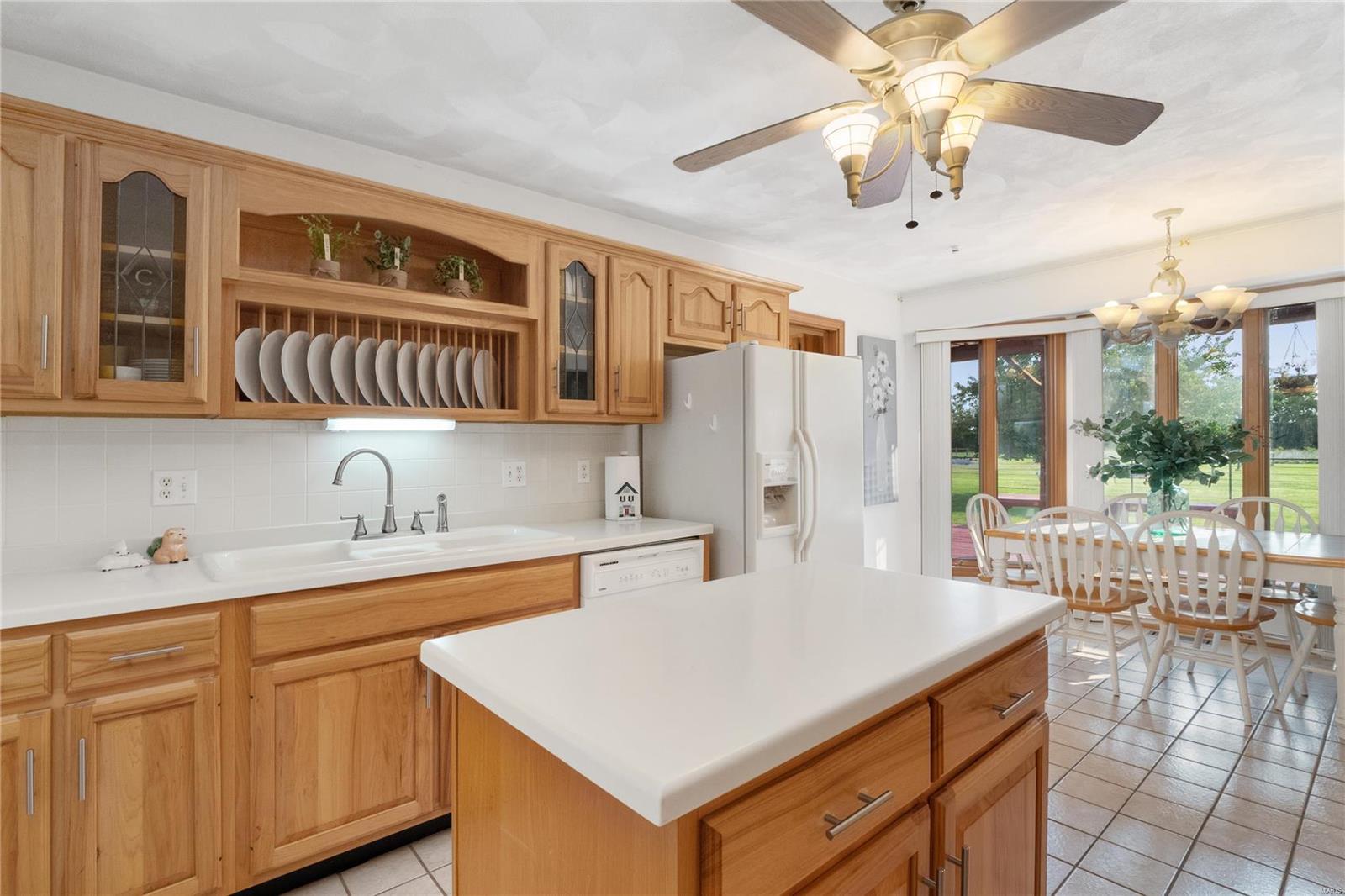 12250 Tower Road Richview, IL 62877 - Photo 14 of 52