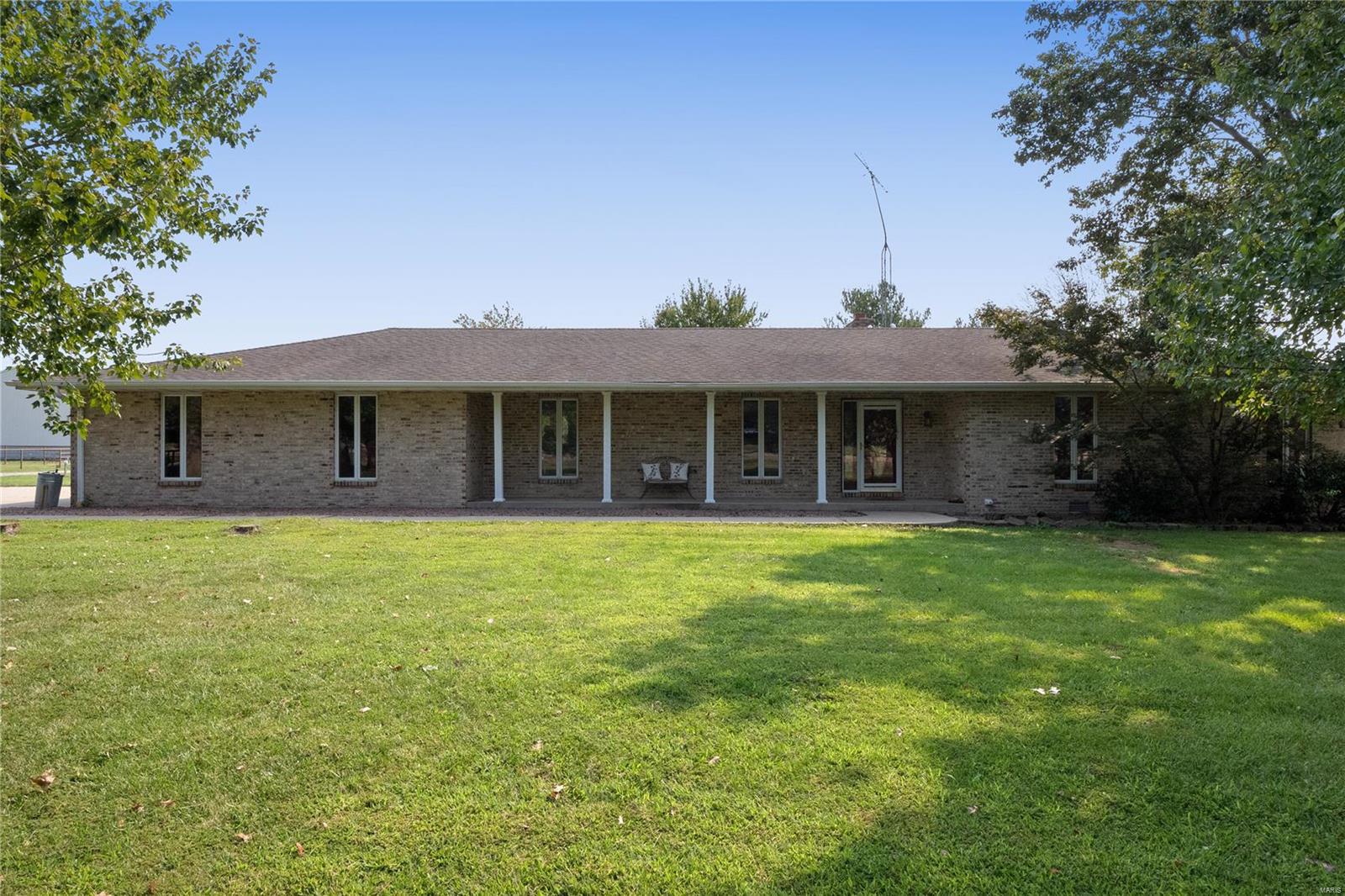 12250 Tower Road Richview, IL 62877 - Photo 4 of 52