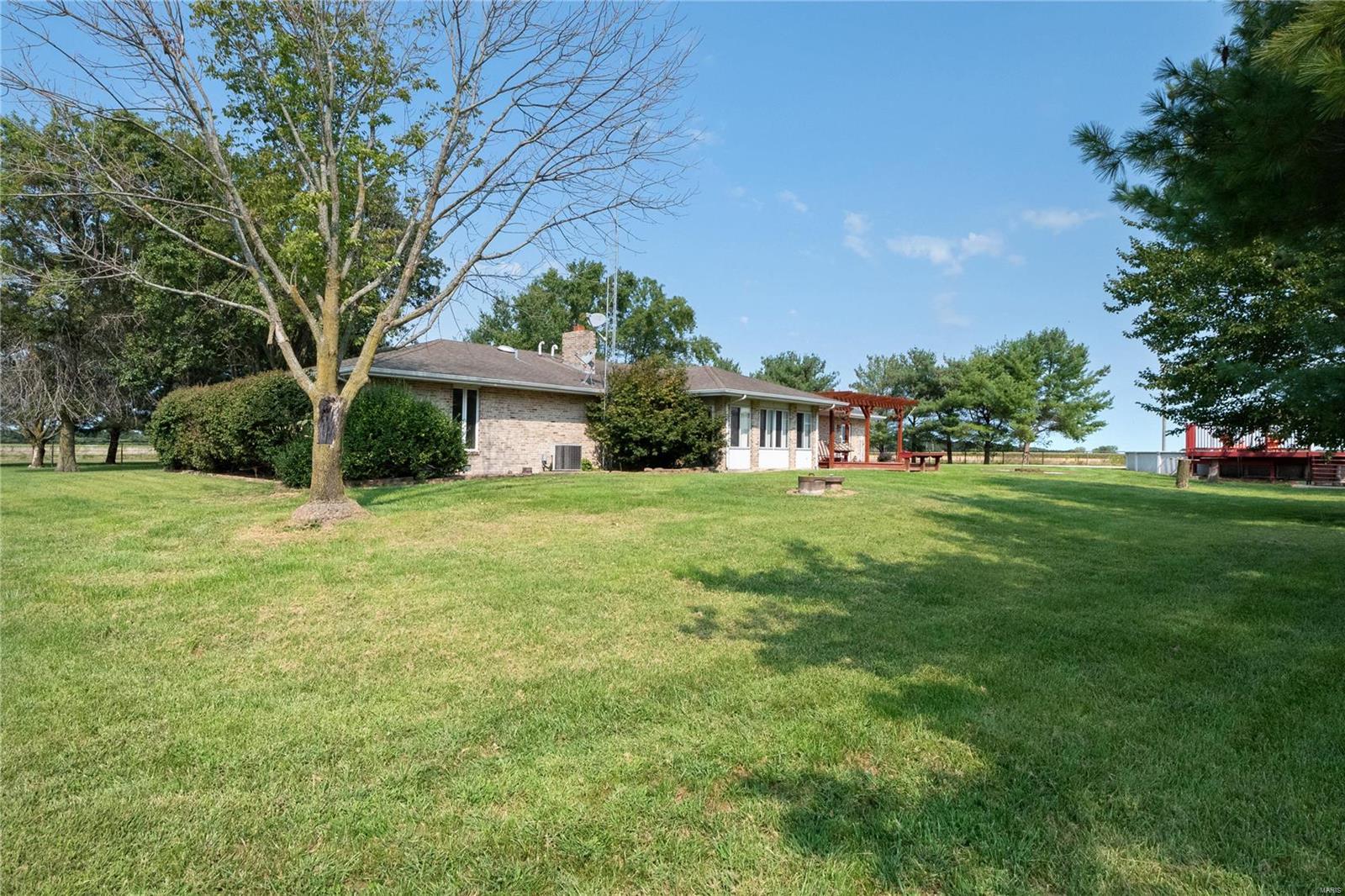 12250 Tower Road Richview, IL 62877 - Photo 7 of 52