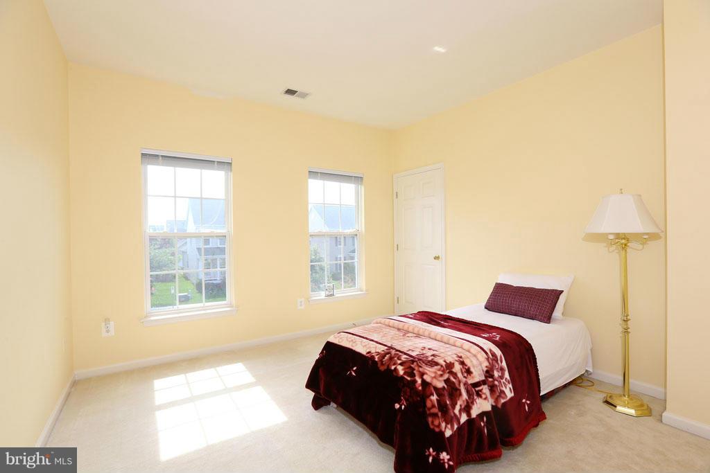 18411 Clear Smoke Road Boyds, MD 20841 - Photo 14 of 30 3rd bedroom