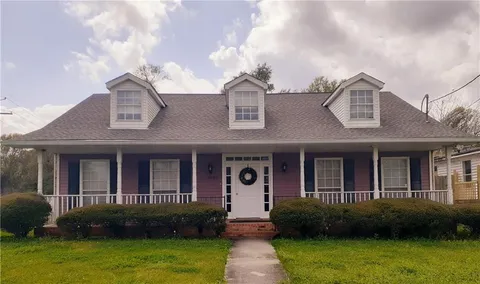 $239,000 | 3081 Elmwood Park Drive, New Orleans, LA 70114
