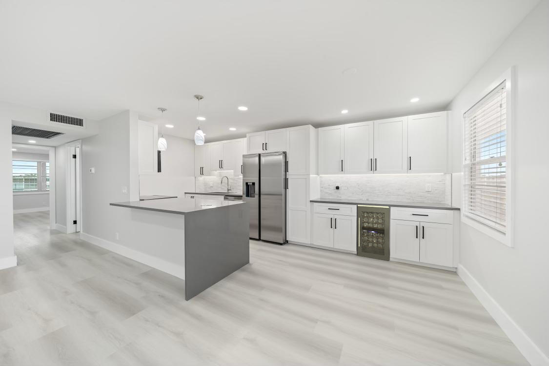 4071 Guildford East Boca Raton, FL 33434 - Photo 2 of 26 4071_Guildford_D_Kitchen_UC__01-09-24_12