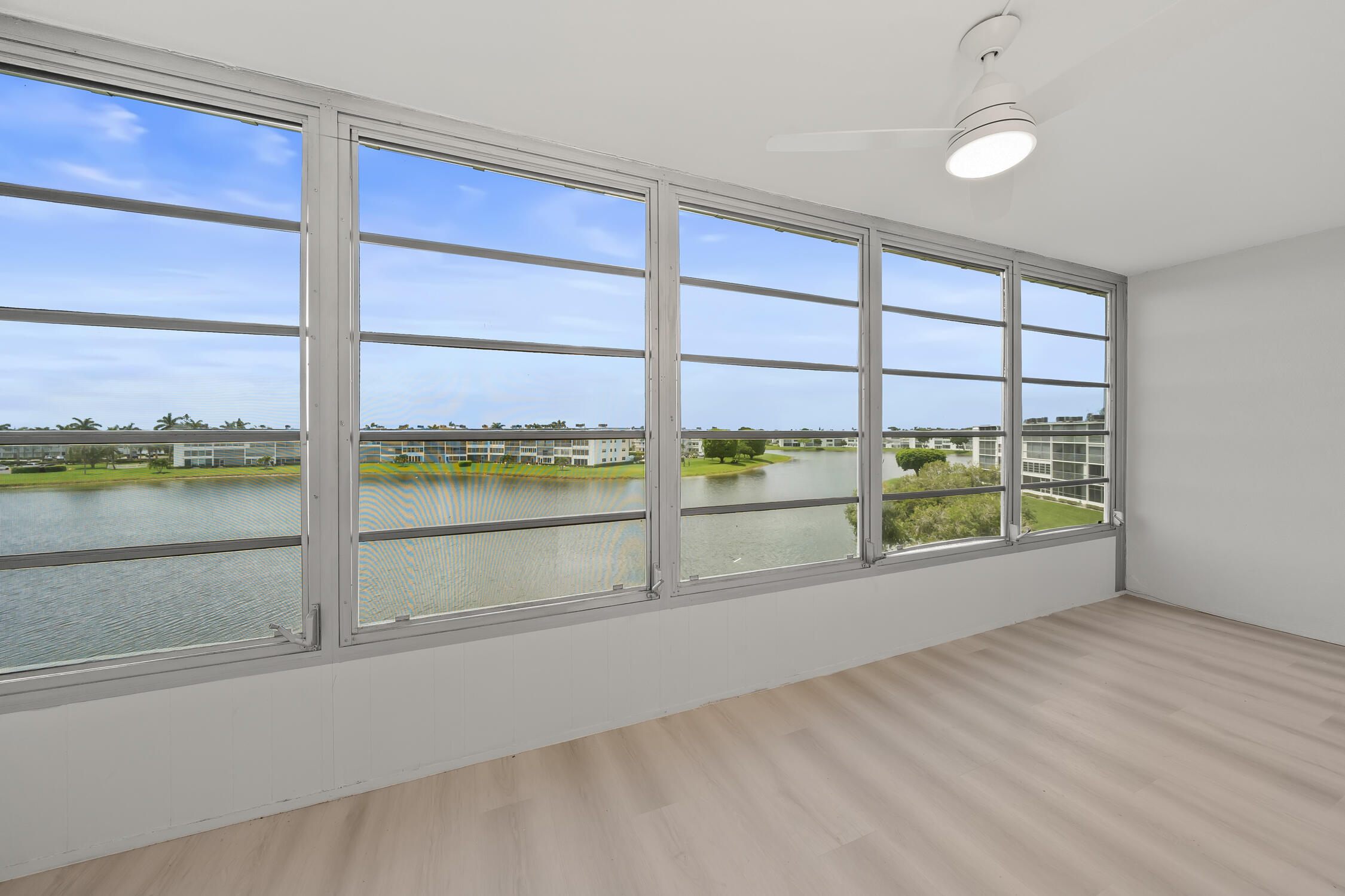 4071 Guildford East Boca Raton, FL 33434 - Photo 21 of 26 Patio 1